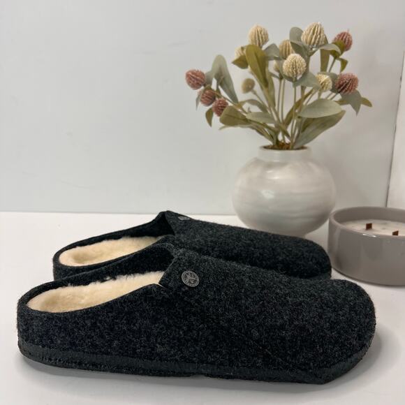Birkenstock Other - Birkenstock Black Wool-Lined Clogs